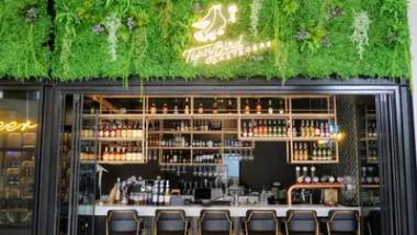 The Tipsy Bird, Restaurant in Paya Lebar